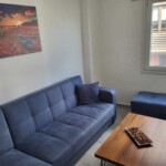 Castle View Premium 14 Σαλόνι ενιαίο με κουζίνα, μοντέρνα διακόσμηση – Castle View Premium