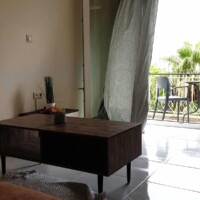 Castle View Superior Καβάλα – μοντέρνο καθιστικό με τραπεζάκι και διακόσμηση