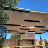 Kaliva Luxury Villa 7 Kaliva Luxury Villa – Πέργκολα με φωτάκια και σκίαση δίπλα στις ελιές