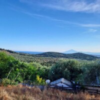 Kaliva Luxury Villa 11 Kaliva Luxury Villa – Βεράντα με απρόσκοπτη θέα στη θάλασσα και βουνό