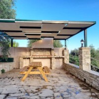 Kaliva Luxury Villa 8 Kaliva Luxury Villa – Πέτρινη ψησταριά BBQ έτοιμη για χρήση