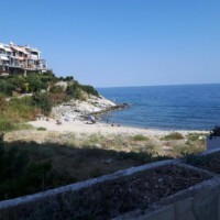 Harmony Apartment 17 Μικρός κολπίσκος στην Καλαμίτσα κοντά στο Harmony Apartment, καθαρά νερά και βραχώδες ακρωτήρι.